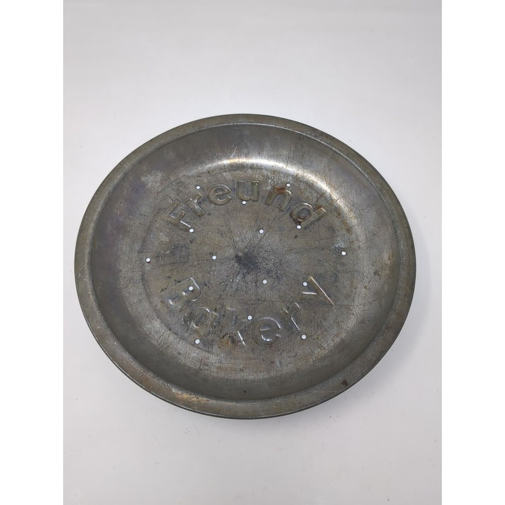 Freund‎ Bakery Tin Metal Pie Pan 9” St Louis Missouri Kitchen Jewish Decor VTG